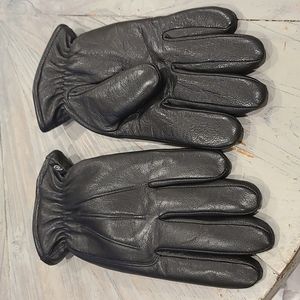New black leather isotoner gloves